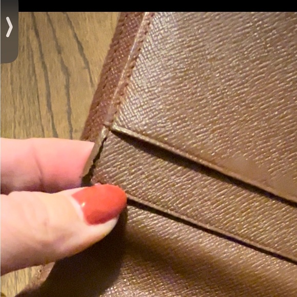 EUC • Louis Vuitton • Porte Papier Zippe Bifold Wallet - Picture 9 of 11